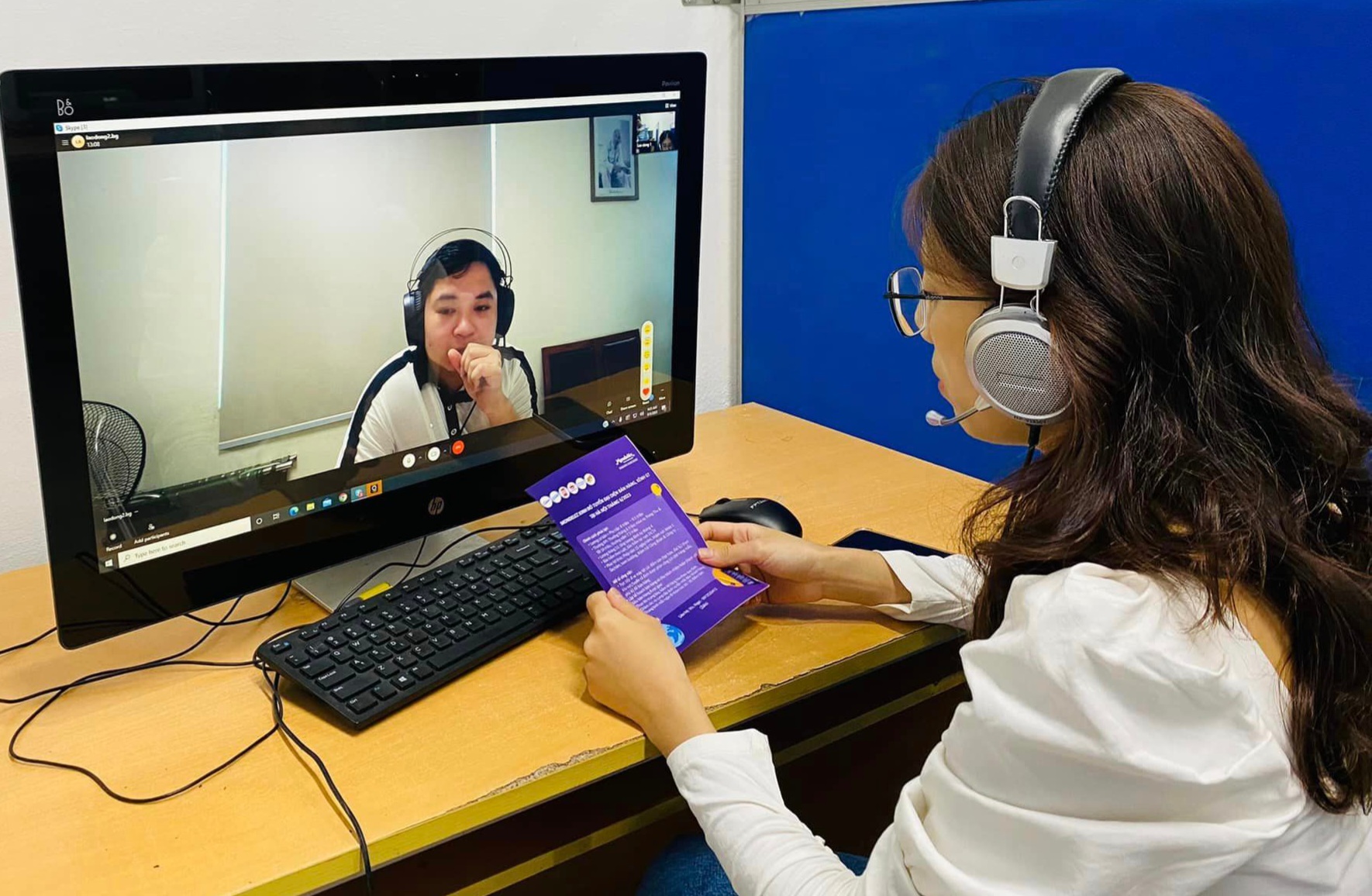 Doanh nghiệp v&agrave; người lao động c&oacute; thể tham gia phỏng vấn tuyển dụng trực tuyến ngay tại s&agrave;n việc l&agrave;m, Ảnh - Xu&acirc;n Hải.