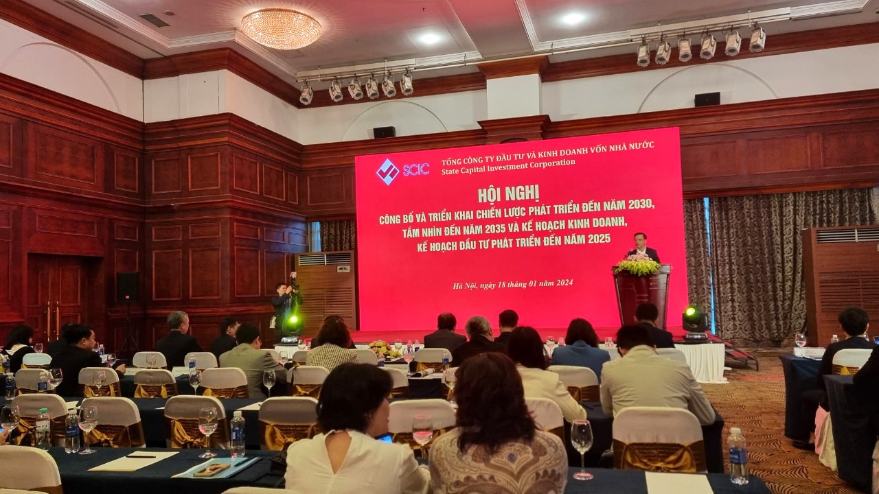 &Ocirc;ng Nguyễn Ch&iacute; Th&agrave;nh ph&aacute;t biểutại Hội nghị về kế hoạch sắp tới của SCIC.