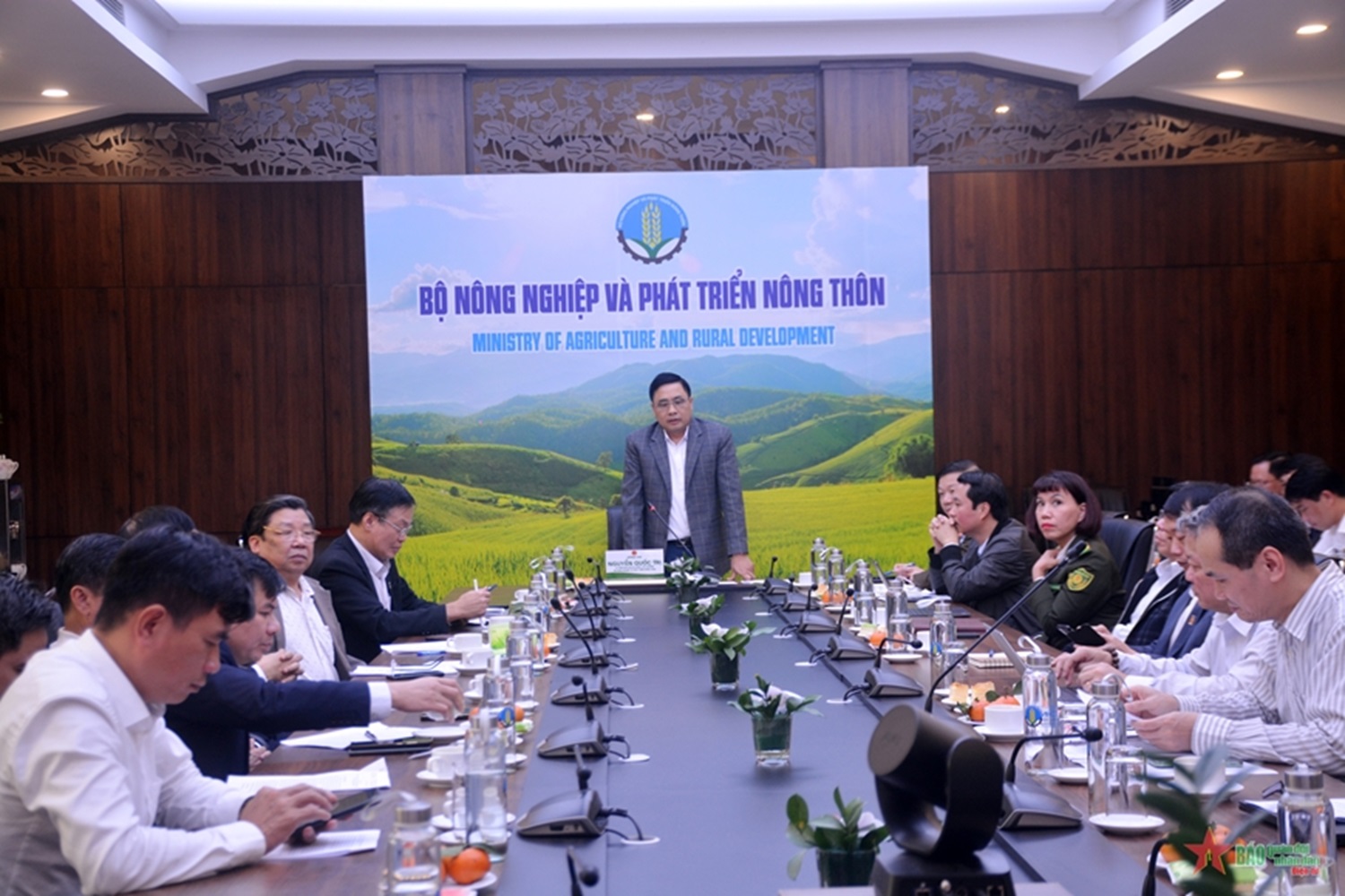 Thứ trưởng Nguyễn Quốc Trị chủ tr&igrave; buổi l&agrave;m việc v&agrave;o chiều 18/1/2024.