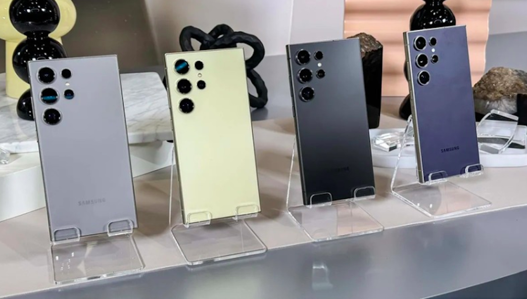 Giá bán Galaxy S24 Ultra (bản 12GB+256GB) trên trang web của Samsung là 33,99 triệu đồng; Galaxy S24 Ultra (12GB+512GB) 37,49 triệu đồng; Galaxy S24 Ultra (12GB+1TB) 44,49 triệu đồng - Ảnh minh họa.