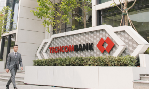 Techcombank hé lộ kế hoạch chi trả cổ tức tiền mặt ít nhất ở mức 20%/tổng lợi nhuận sau thuế