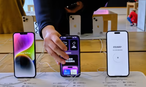 Năm 2023, Việt Nam nhập khẩu điện thoại và linh kiện nhiều nhất từ quốc gia nào?