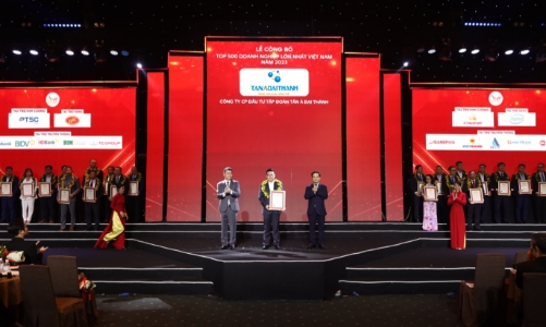 Tân Á Đại Thành tăng 10 bậc, xếp hạng 81 doanh nghiệp tư nhân lớn nhất Việt Nam