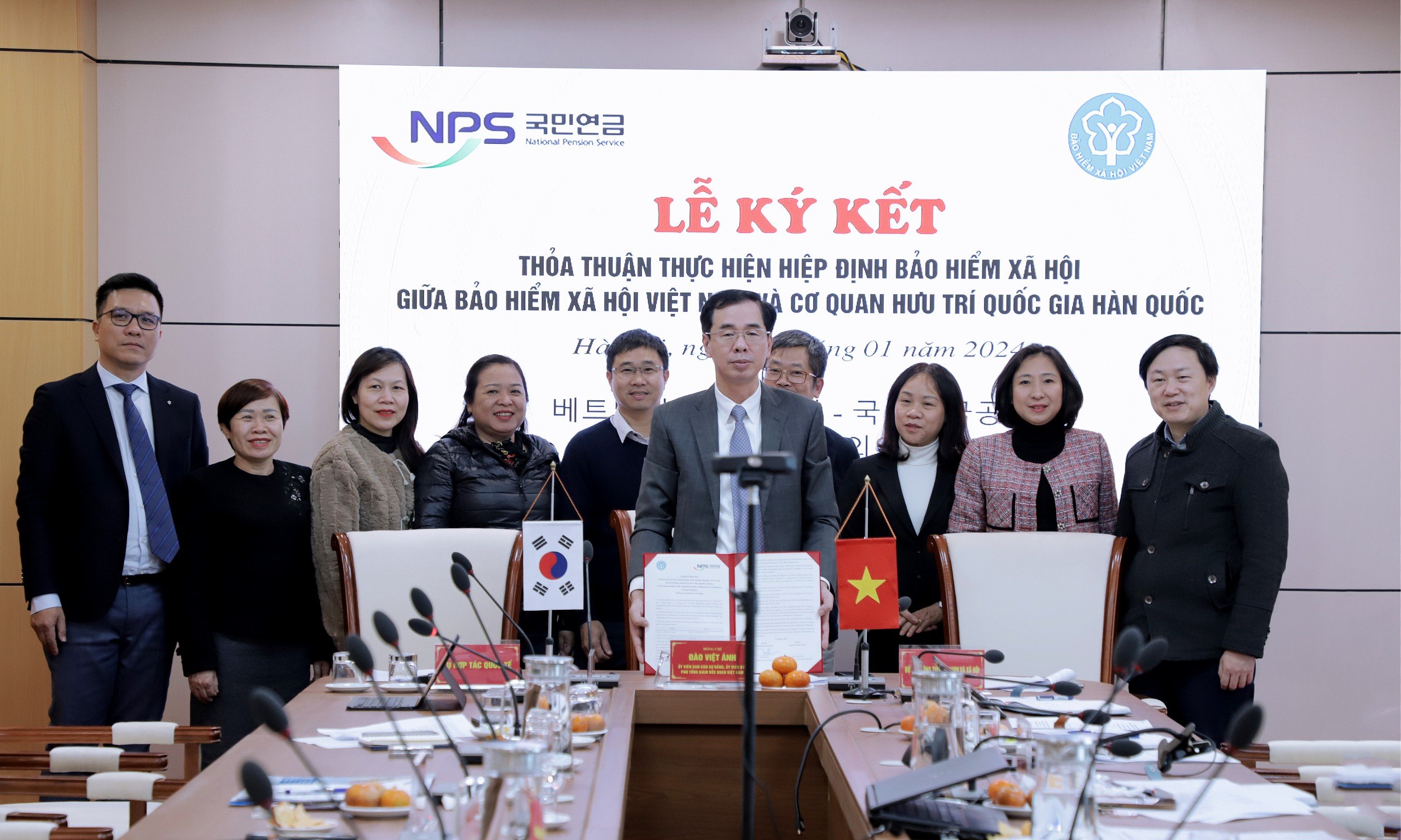 Bảo hiểm xã hội Việt Nam tại lễ ký kết Thỏa thuận hành chính.