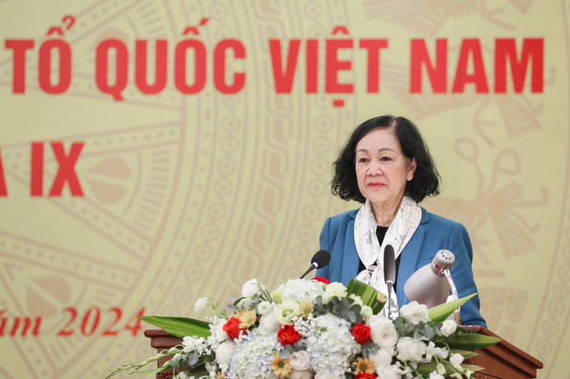 Thường trực Ban Bí thư, Trưởng Ban Tổ chức Trung ương Trương Thị Mai phát biểu tại hội nghị.