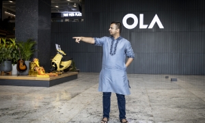 Krutrim là liên doanh thứ ba của Aggarwal. Ola, công ty đầu tiên của ông, dẫn đầu thị trường gọi xe ở Ấn Độ