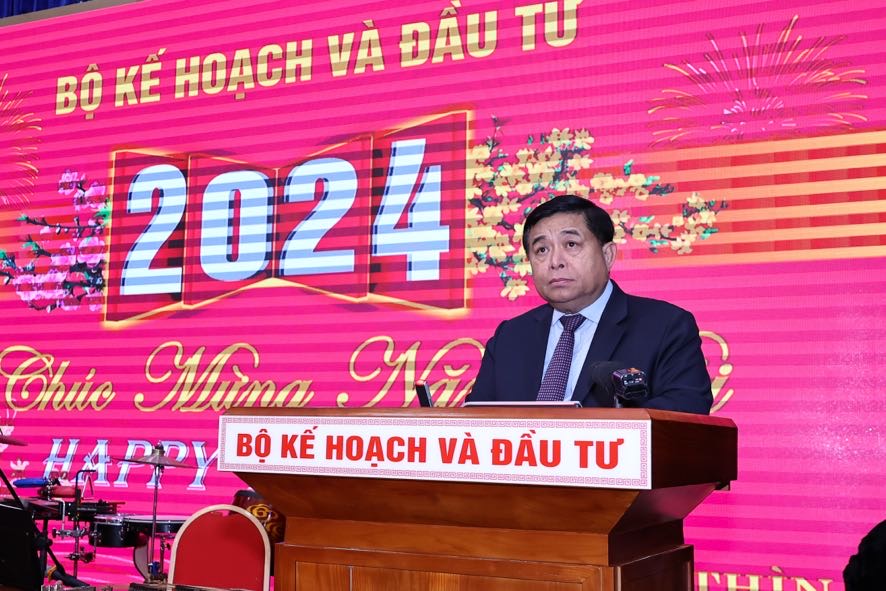 Bộ trưởng Bộ Kế hoạch và Đầu tư Nguyễn Chí Dũng tin tưởng, kinh tế-xã hội Việt Nam trong năm 2024 sẽ tiếp tục thu được nhiều thành tựu hơn nữa - Ảnh: VGP