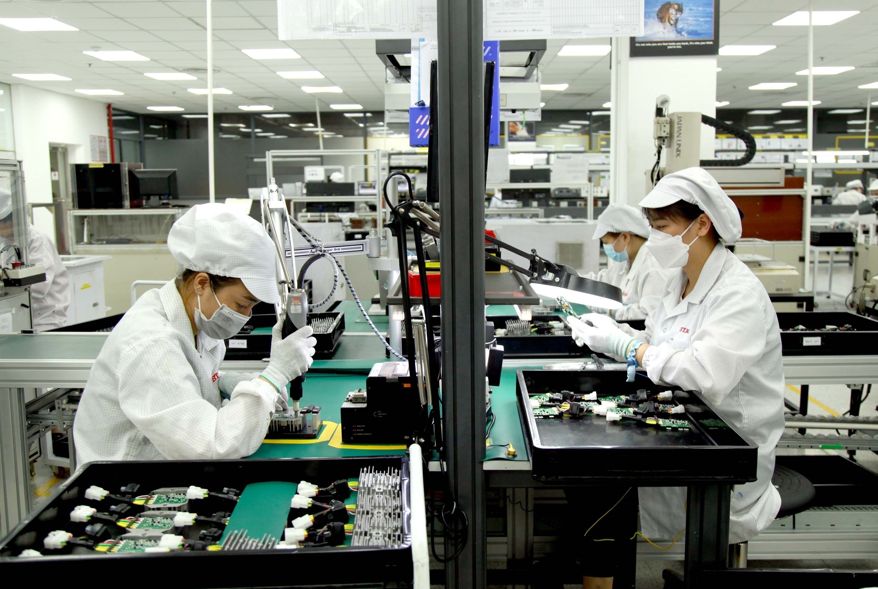 A production line at the Star Engineers Vietnam Co., Ltd. in the Binh Xuyen Industrial Park, northern Vinh Phuc province. Source: VNA