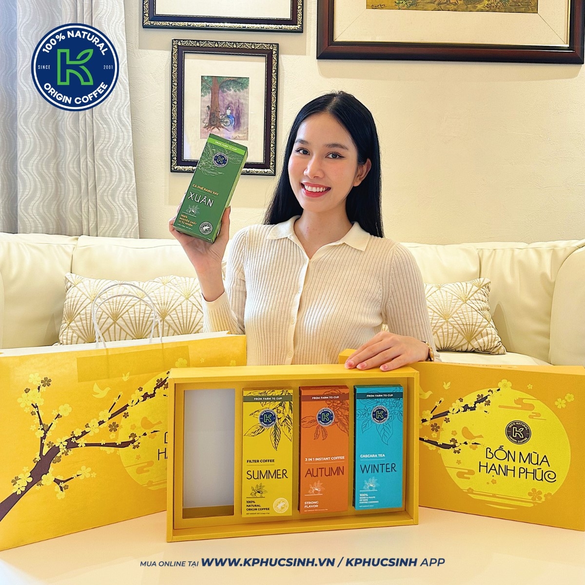 &Aacute; Hậu Phương Anh lựa chọn K COFFEE &ldquo;Bốn m&ugrave;a Hạnh Ph&uacute;c&rdquo; l&agrave;m qu&agrave; Tết tặng gia đ&igrave;nh.