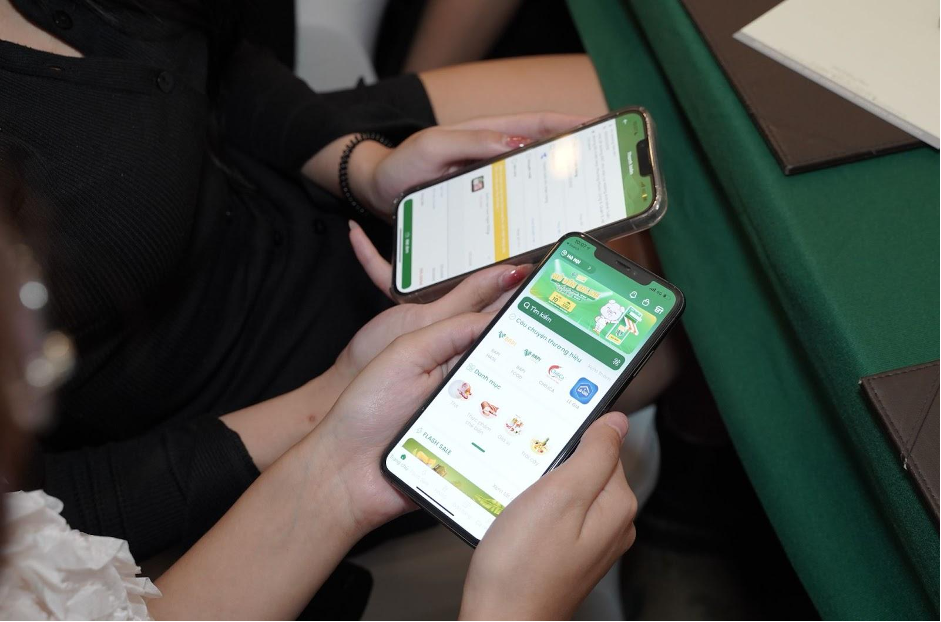 Năm 2023, tổng doanh thu của 5 sàn thương mại điện tử Shopee, Lazada, Tiki, Sendo, Tiktok Shop đạt 233.200 tỷ đồng, với 2,2 tỷ đơn vị sản phẩm được bán ra - Ảnh minh họa.