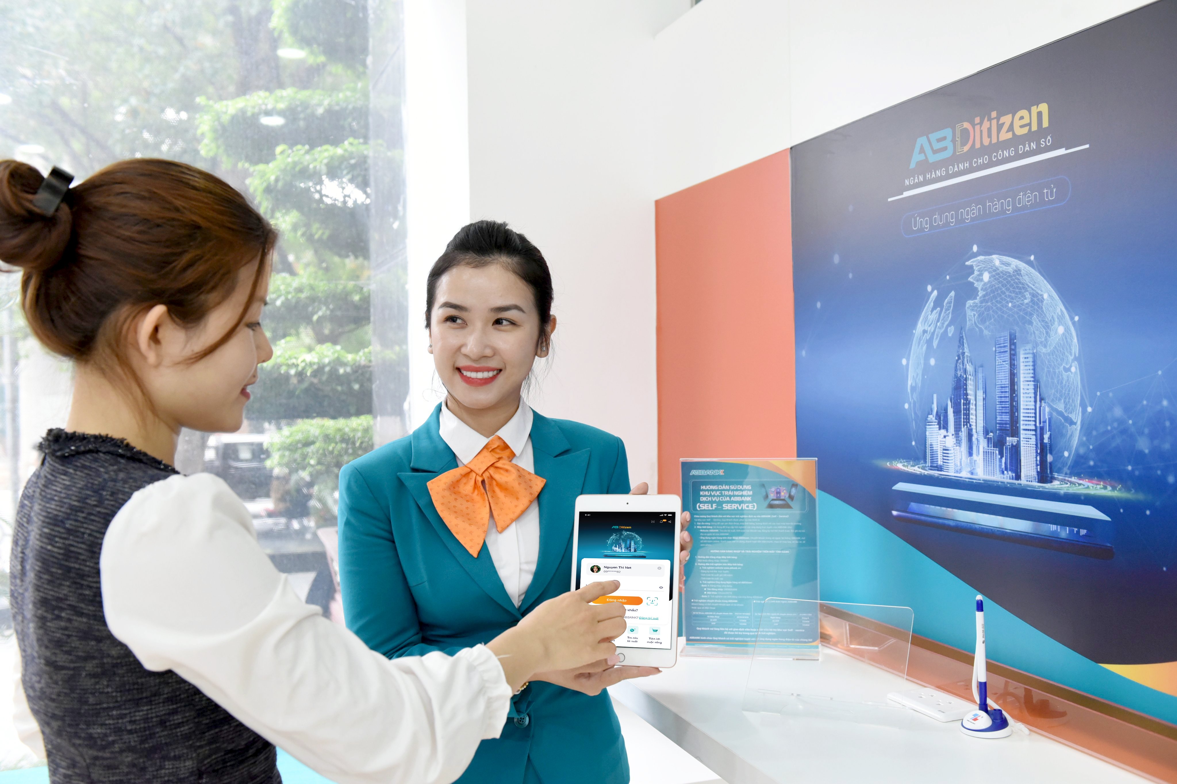 Với sự đầu tư nâng cao trải nghiệm của khách hàng trên kênh ngân hàng số, số lượng giao dịch online của ABBANK tăng mạnh trong năm 2023.