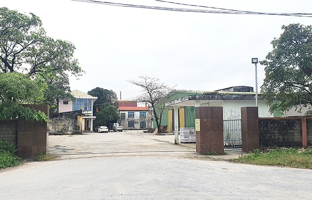Công ty cổ phần Gốm sứ và Xây dựng COSEVCO chưa kê khai để nộp phí bảo vệ môi trường đối với nước thải công nghiệp theo quy định. Ảnh B.T
