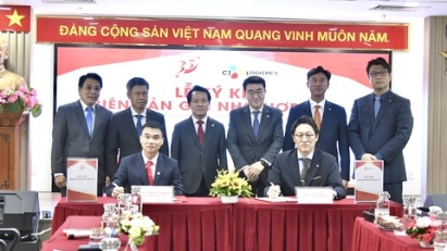 Saigon Co.op and CJ Group sign strategic cooperation agreement on cargo transport