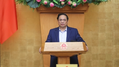 PM calls for promotion of growth drivers