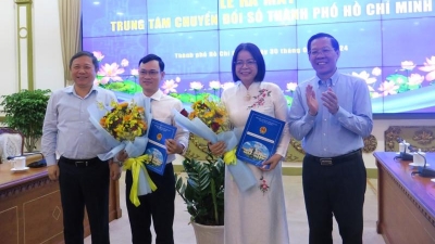 HCMC launches digital transformation center
