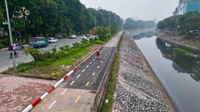 Hanoi piloting dedicated bicycle lane