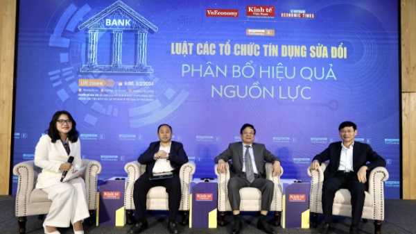 Chuyên gia lo ngại về nợ xấu và xử lý nợ xấu