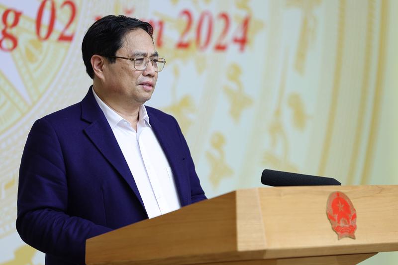 Prime Minister Pham Minh Chinh speaking at the meeting. 