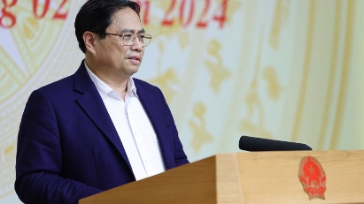 PM calls for further removal of unnecessary and unfeasible business conditions