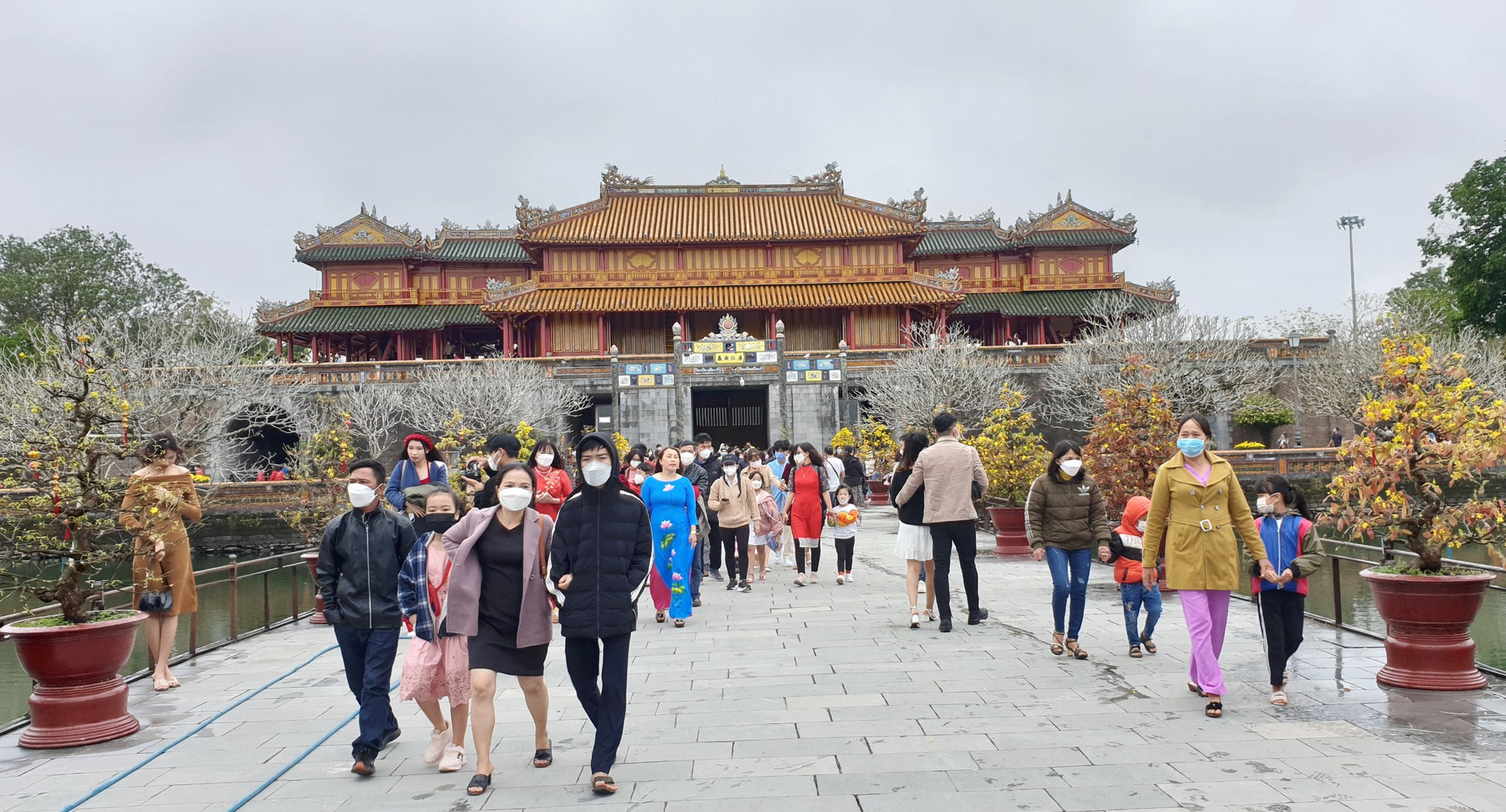 Những ngày Tết cố đô Huế thu hút lượng lớn khách đến thăm quan