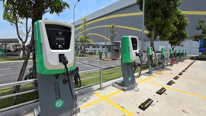 Vietnam announces eleven standards for electric vehicle charging stations