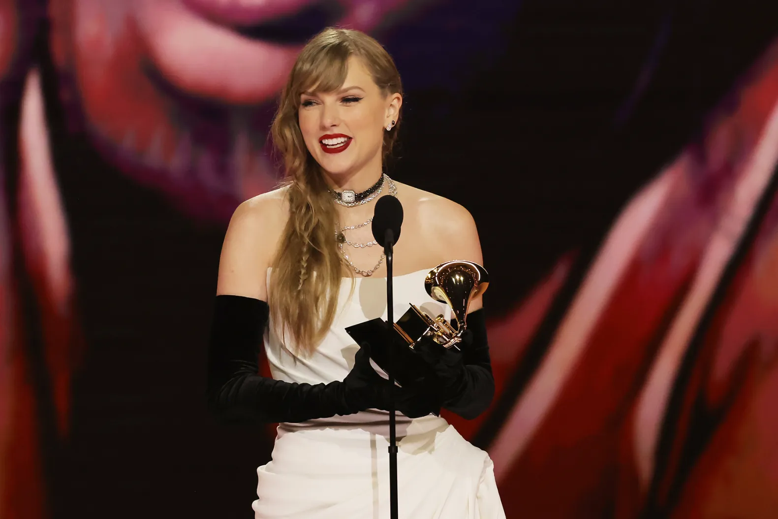 Taylor Swift l&agrave; người chiến thắng giải Grammy cho 