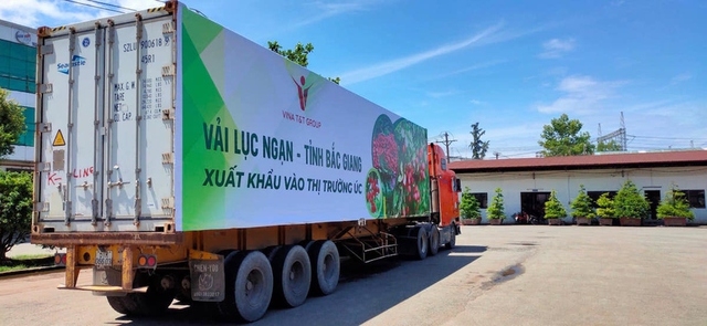 PM asks for development of logistics services for farm produce