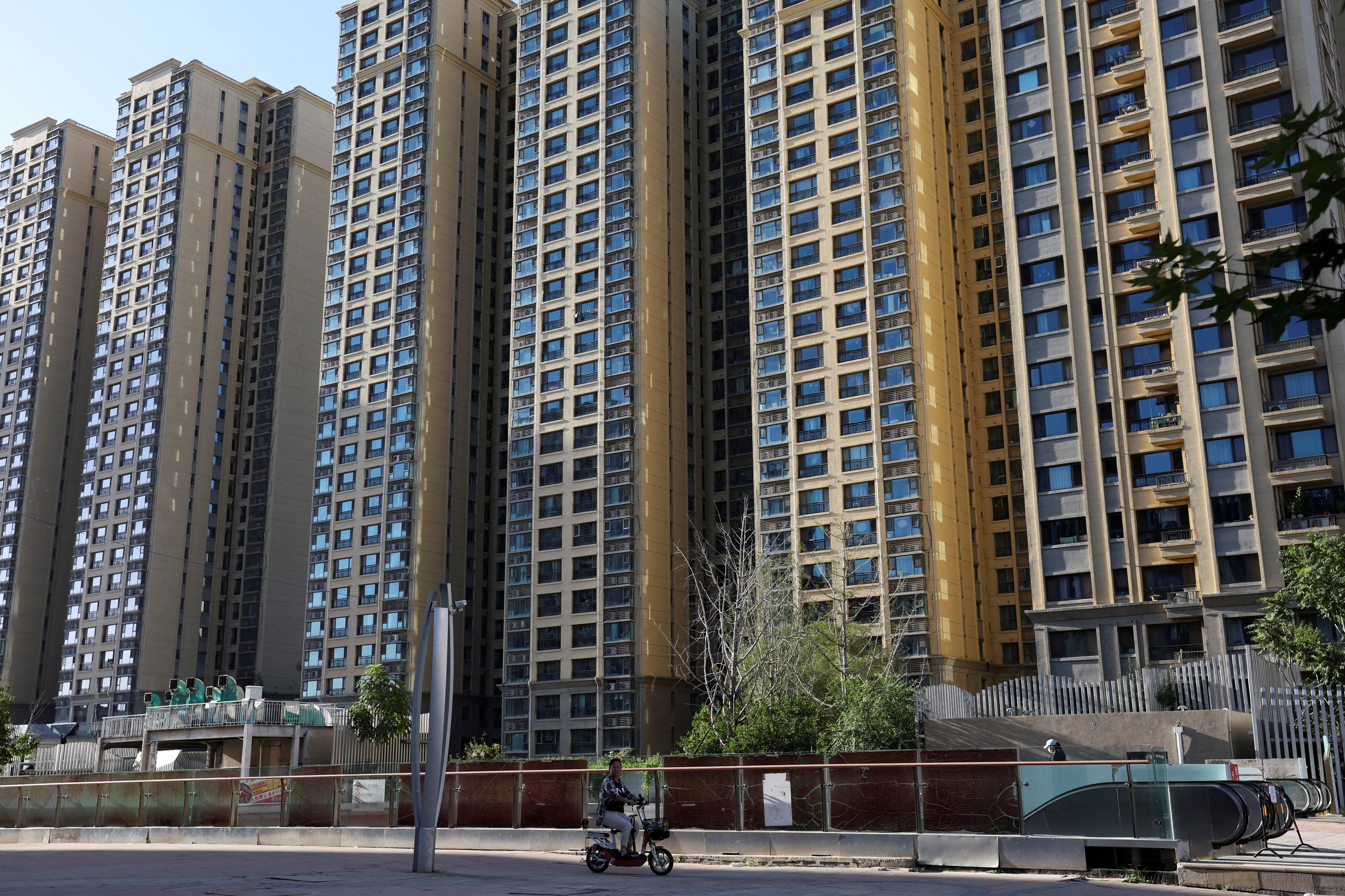 Xu hướng mua nhà diện tích lớn thúc đẩy “cơn sốt” nhà ở tại Trung Quốc đã không còn - Ảnh: Reuters