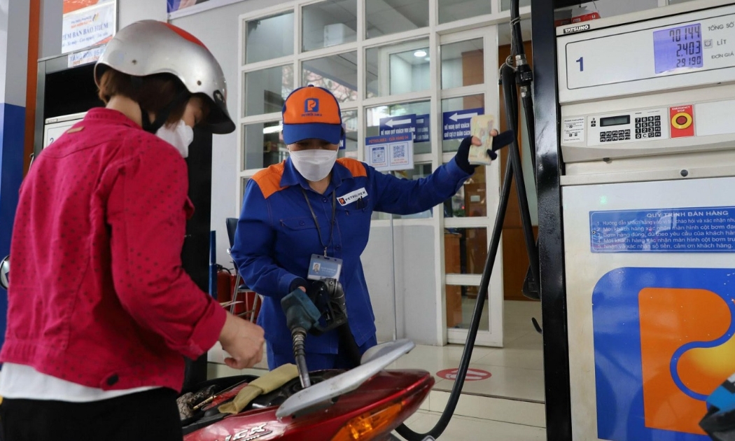 Giá xăng dầu đồng loạt giảm từ chiều 22/2/2024.