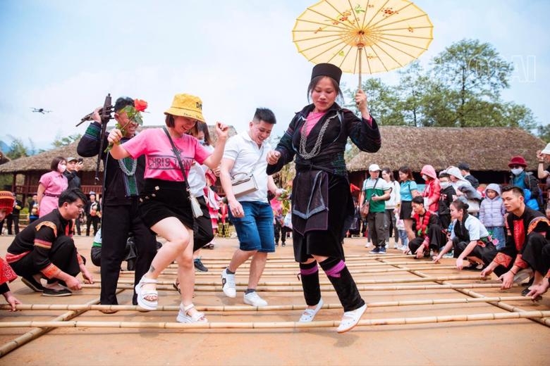 Localities post strong rise in tourists during Tet