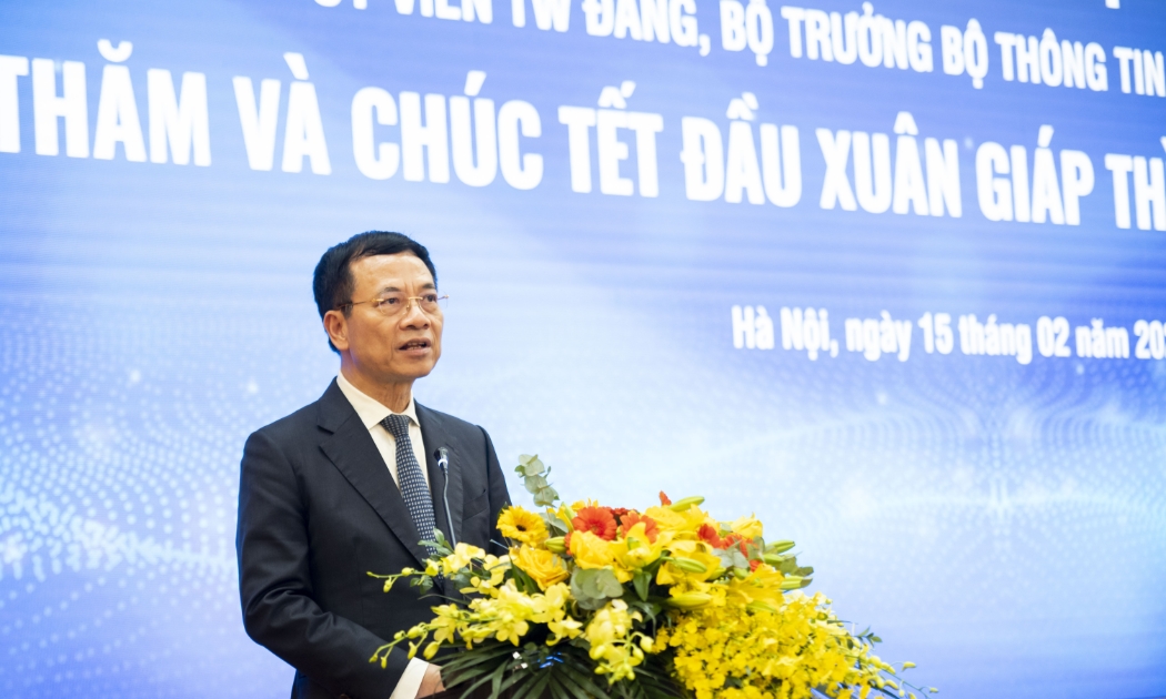 Bộ trưởng Nguyễn Mạnh Hùng: Sự đặt cược của FPT vào AI, chip bán dẫn và công nghệ phần mềm ô tô, đặc biệt AI là chiến lược rất đúng đắn.