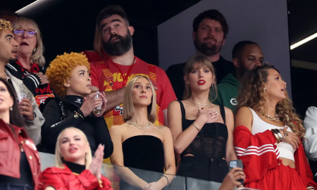 Taylor Swift có mặt trên khán đài để cổ vũ bạn trai tại Super Bowl. Ảnh: Hollywood Reporter