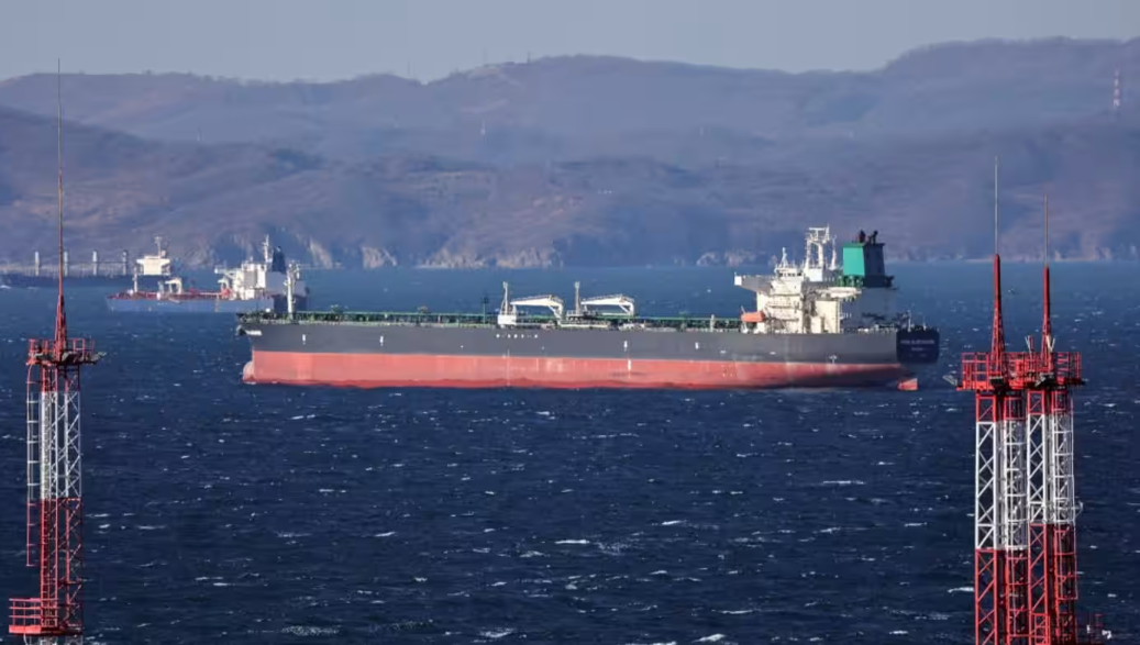 Năm 2023, Nga trở thành nhà cung cấp dầu lớn nhất của Ấn Độ, chiếm khoảng 30% tổng lượng nhập khẩu mặt hàng này của quốc gia Nam Á - Ảnh: Reuters