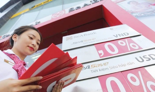 Mặt bằng lãi suất tiền gửi tháng 2 giảm gần 4% so với cùng kỳ 2023