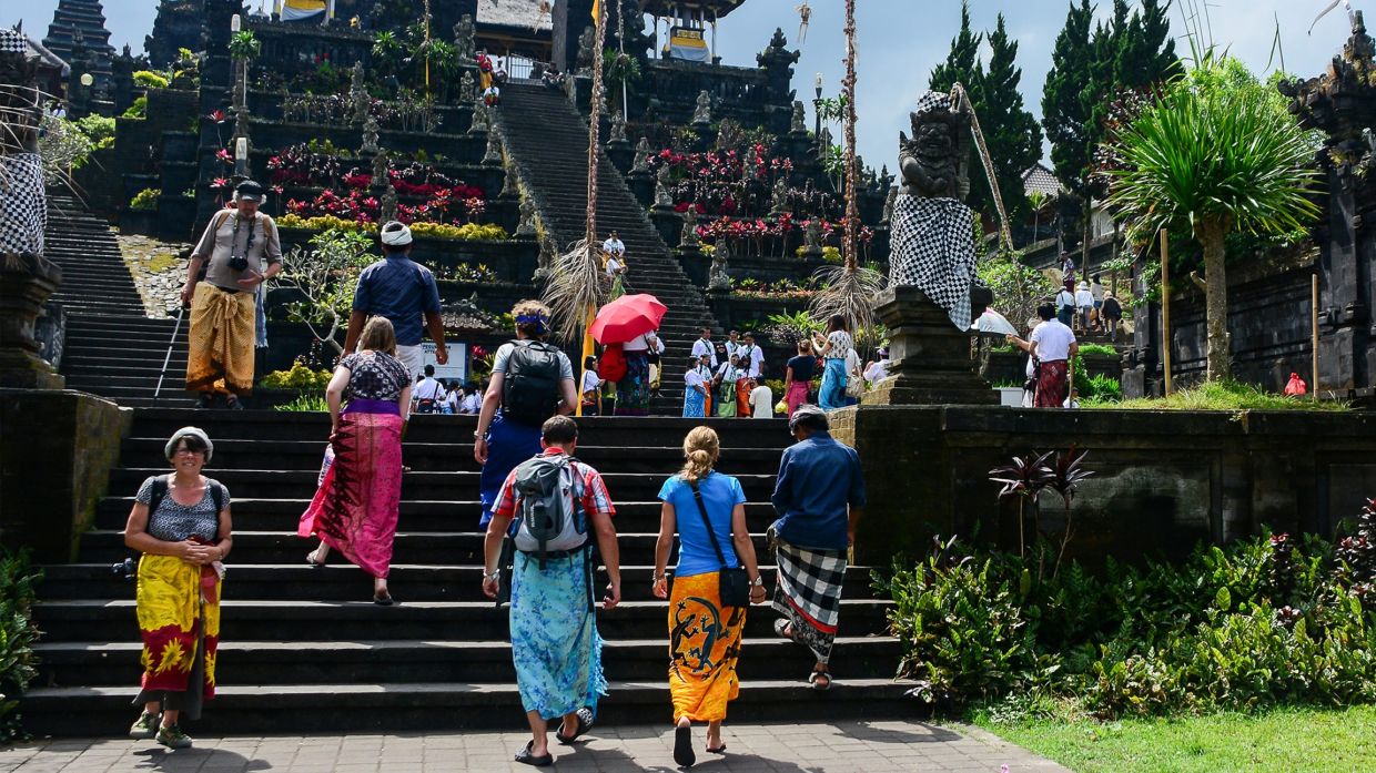 Năm 2023, lượng kh&aacute;ch du lịch quốc tế đến Indonesia đ&atilde; đạt 10,4 triệu lượt, tăng gần 111% so với năm 2022.