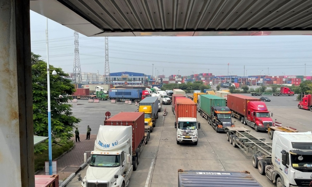 Dịch vụ vận tải đường của của Hải Phòng phát triển mạnh nhưng khó thu thuế