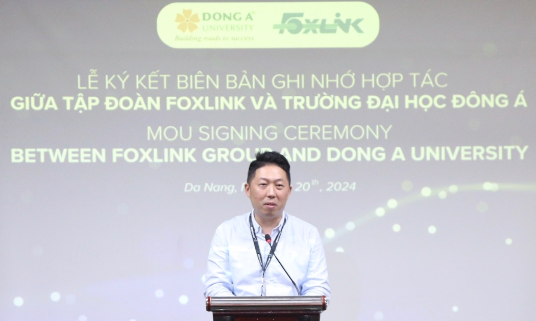 Ông Lin Kofan, đại diện Foxlink Đà Nẵng phát biểu tại Lễ ký kết.