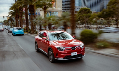 VinFast ghi nhận doanh thu tăng trưởng mạnh trong năm 2023