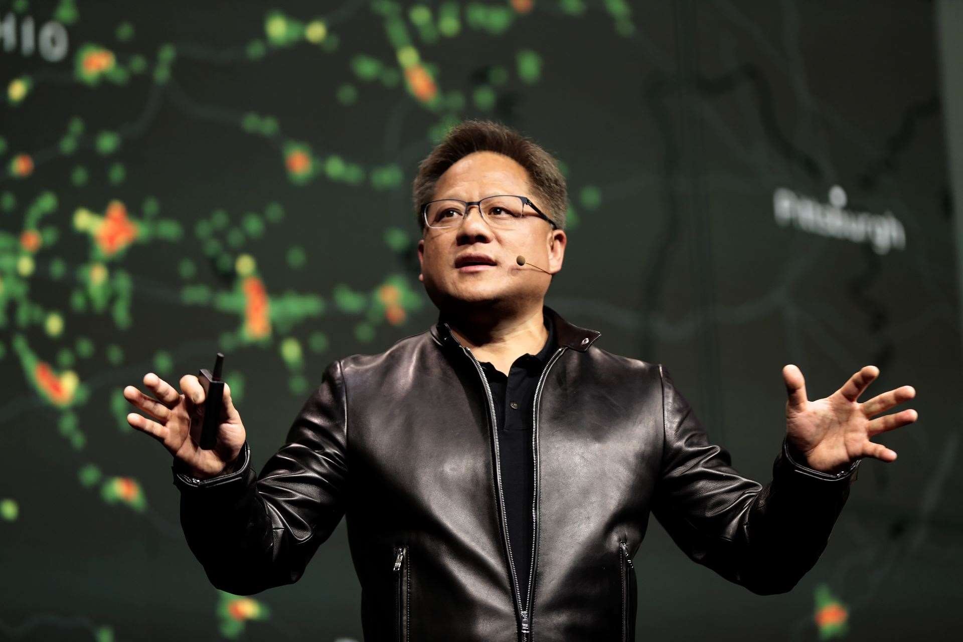 Nvidia công bố doanh thu tăng 265% nhờ AI, CEO Jensen Huang tự tin “sẽ còn tăng nữa”