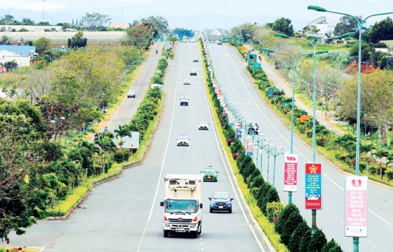 Construction of central highlands’ expressway sections to begin in Q3 and Q4