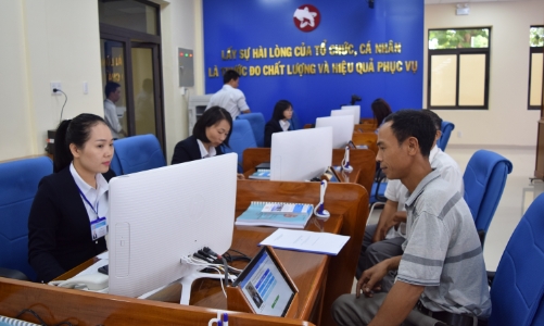 Nghệ An chú trọng cải cách hành chính lĩnh vực đất đai, đầu tư, xây dựng