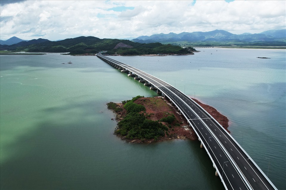 Cao tốc Hạ Long - Vân Đồn tỉnh Quảng Ninh 