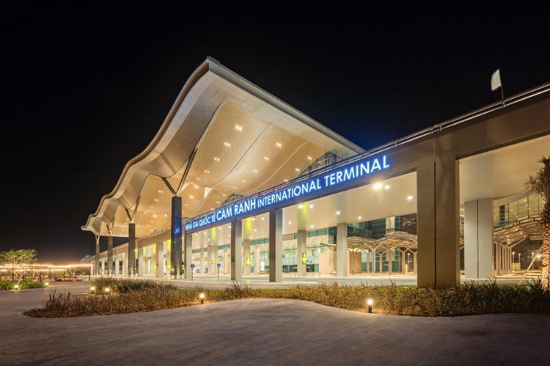 Singapore’s Changi Airport to help boost Cam Ranh Airport’s aviation services