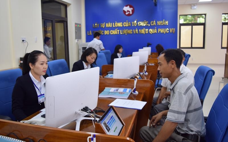 Nghe An boosts administrative reform to attract investors