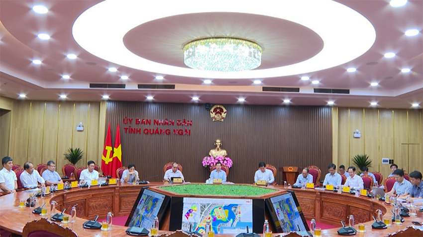 Đơn vị tư vấn trình bày ý tưởng dự án Khu đô thị Tịnh Hoà với UBND tỉnh Quảng Ngãi - Ảnh: UBND tỉnh Quảng Ngãi.