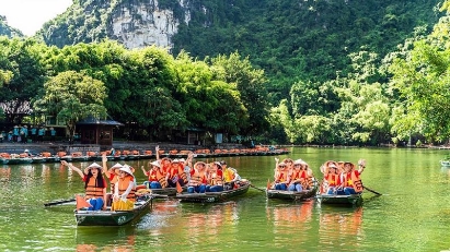 Ninh Binh welcomes 2.7mln tourists in Jan-Feb