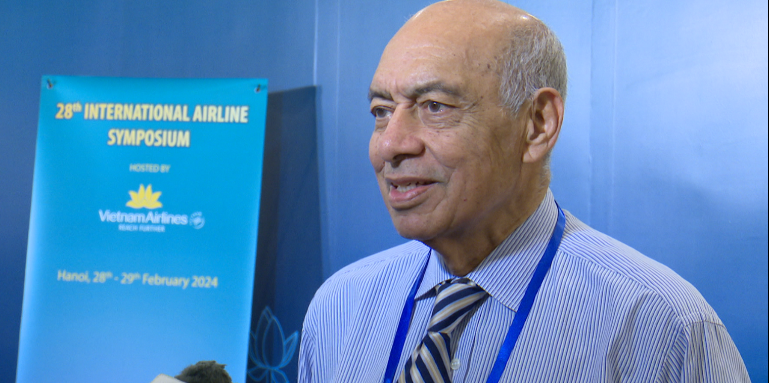 &Ocirc;ng Nawal Taneja cố vấn cho&nbsp;c&aacute;c cơ quan h&agrave;ng kh&ocirc;ng d&acirc;n dụng v&agrave; nhiều doanh nghiệp ng&agrave;nh h&agrave;ng kh&ocirc;ng tr&ecirc;n thế giới.&nbsp;