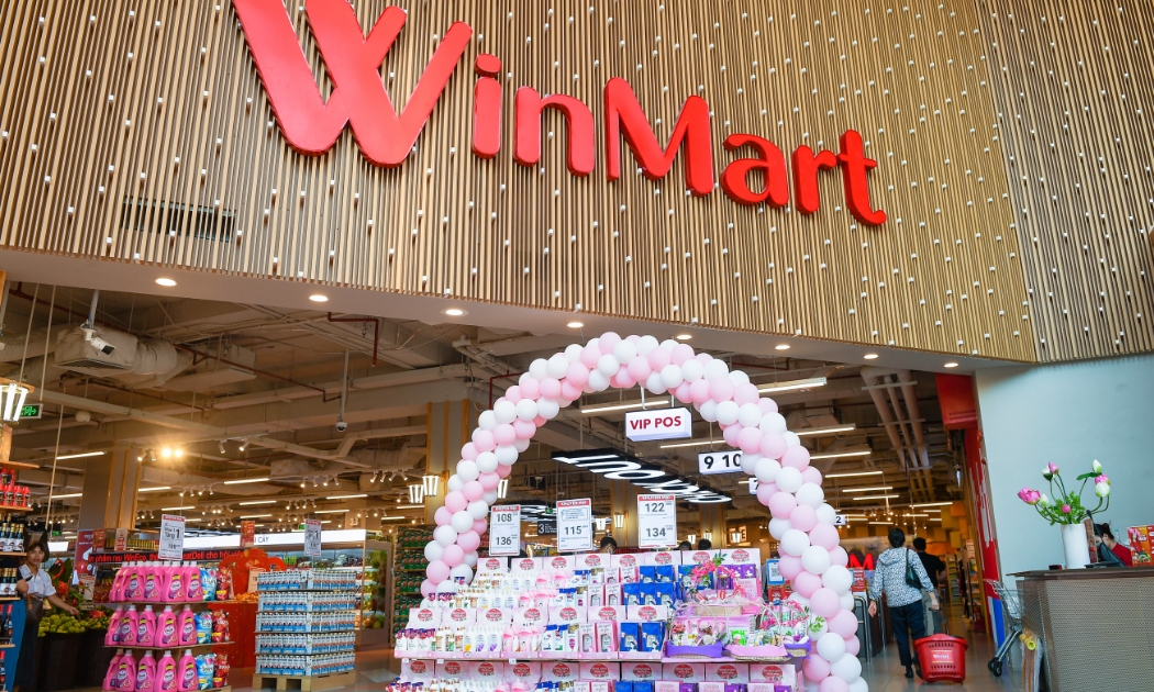 WinMart với không gian mua sắm mới mẻ kết hợp cùng các chương trình ưu đãi lớn thu hút sự chú ý của người tiêu dùng.