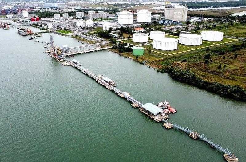Investors file bids to build LNG-fired power complex in Thanh Hoa