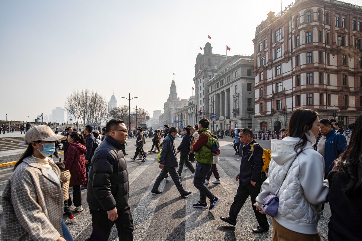 Bắc Kinh c&oacute; thể sẽ k&iacute;ch th&iacute;ch ti&ecirc;u d&ugrave;ng bằng c&aacute;ch tập trung v&agrave;o c&aacute;c mặt h&agrave;ng gi&aacute; trị lớn như đồ gia dụng, &ocirc; t&ocirc; - Ảnh: Bloomberg